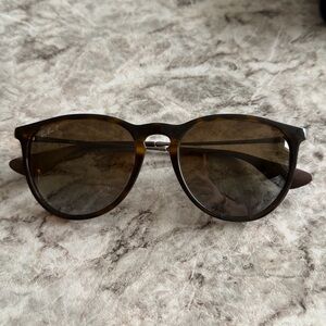 Ray-Ban Erika Tortoiseshell Polarized Frame Brown Lens Sunglasses with case